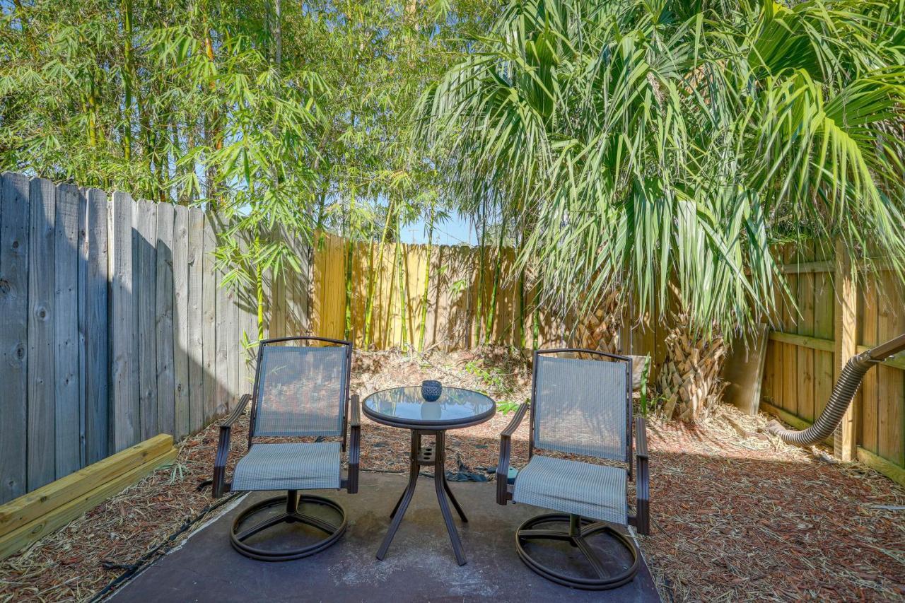 Breezy Cape Canaveral Townhome About 1 Mi To Beach! Exteriör bild