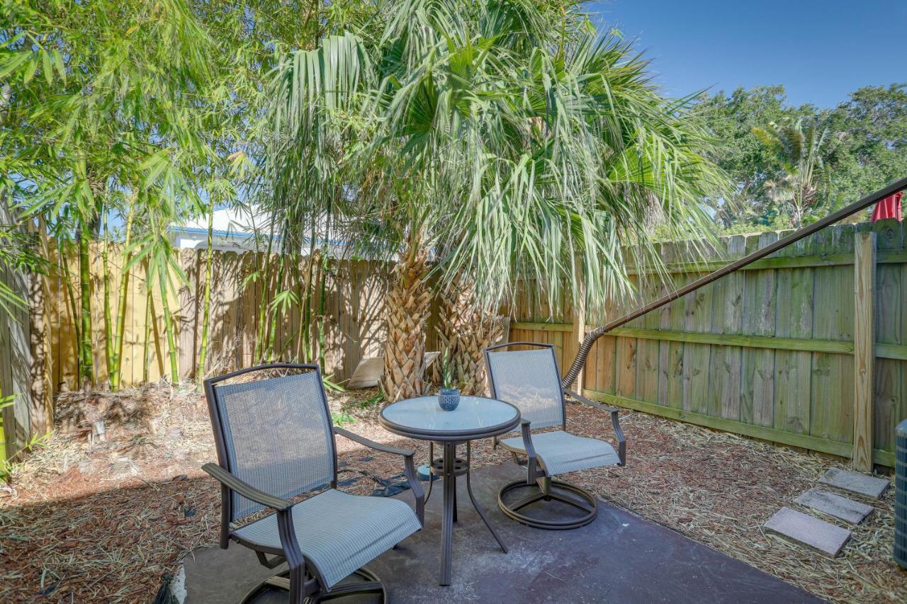 Breezy Cape Canaveral Townhome About 1 Mi To Beach! Exteriör bild